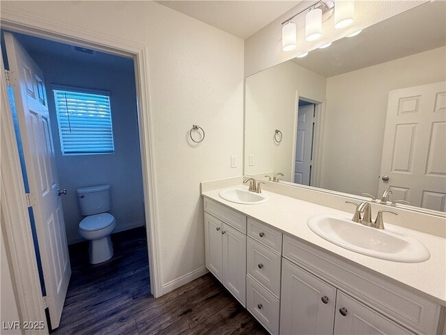 Building Photo - 8011 Cavazzo Ave