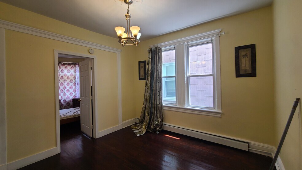 Building Photo - 271 Claremont Ave