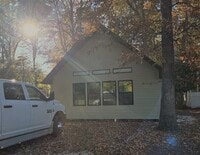 Building Photo - 22828 Sycamore Dr