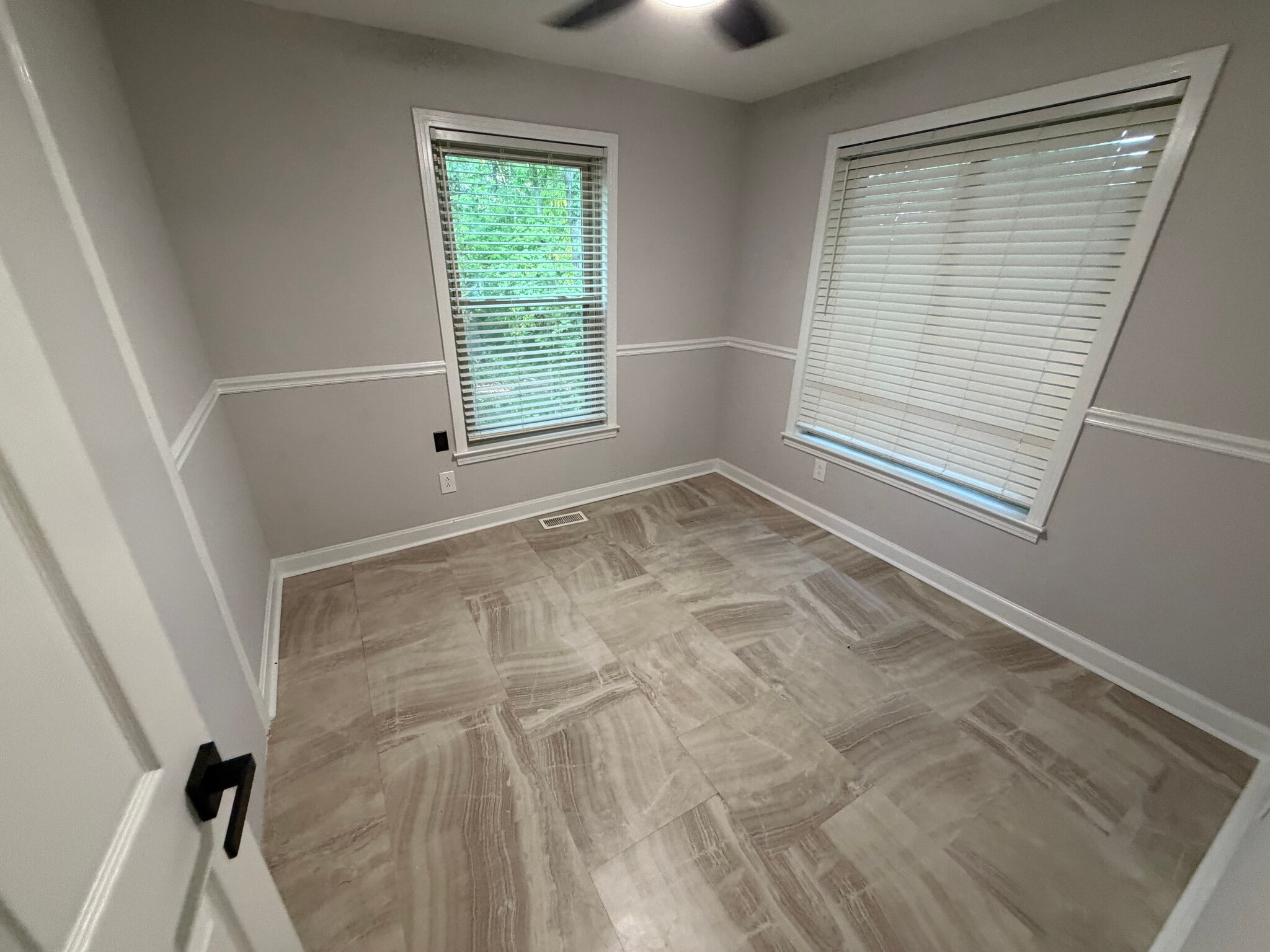 Building Photo - Room in House on Cox Mill Rd