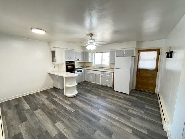 Building Photo - 9437 Burlington Ave