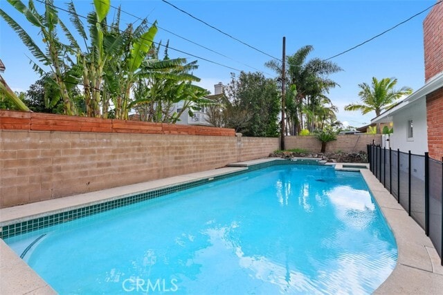 Building Photo - 13592 Saigon Ln