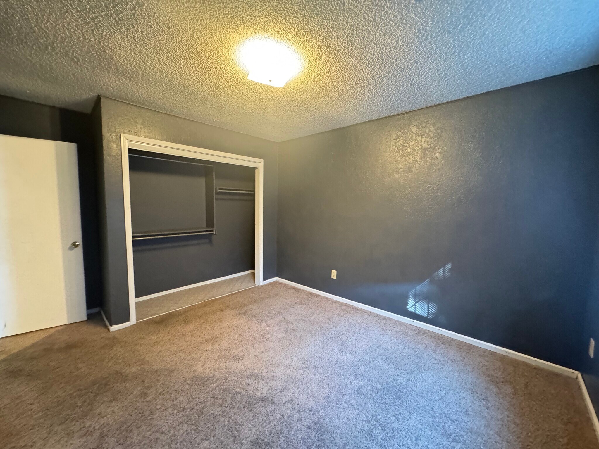 Building Photo - 7740 Doris Dr
