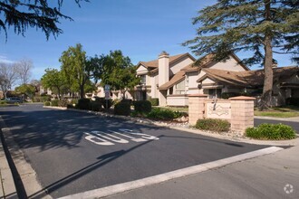 Building Photo - 1217 Cobllestone Ln., Santa Maria