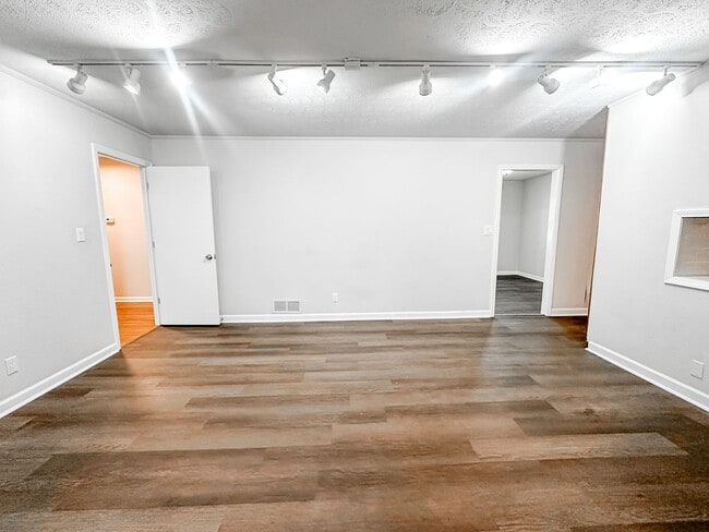 Building Photo - Single Family Brick 3/2 rental in Mableton