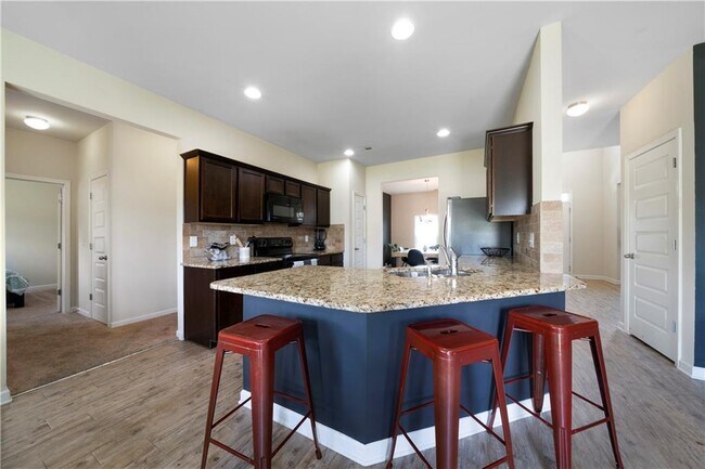 Building Photo - 303 Horizon Trace