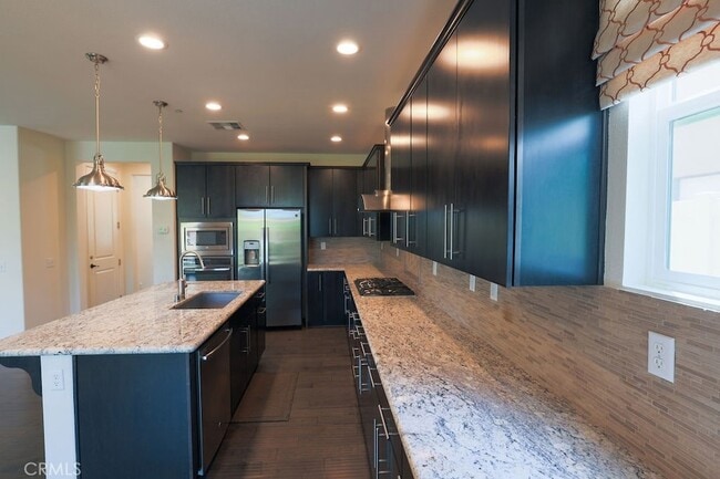 Building Photo - 3294 Ledgewood Cir