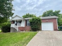 Building Photo - Goodlettsville area home with 1 car garage!