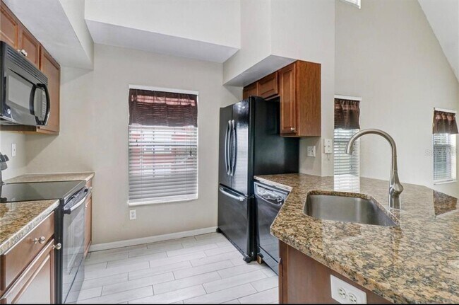 Building Photo - 9506 Lake Chase Island Way