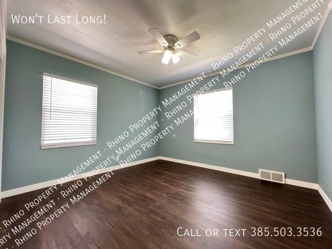 Building Photo - Coming Soon 3 Bedroom/1 Bathroom Duplex in...