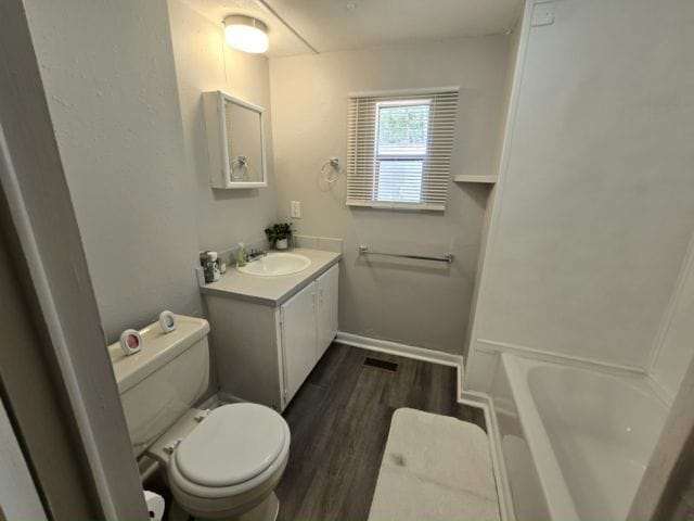 Building Photo - 11211 East Bay Rd