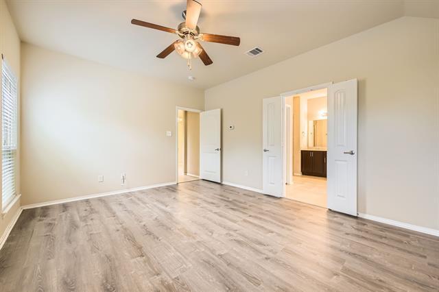 Building Photo - 9916 Pronghorn Rd