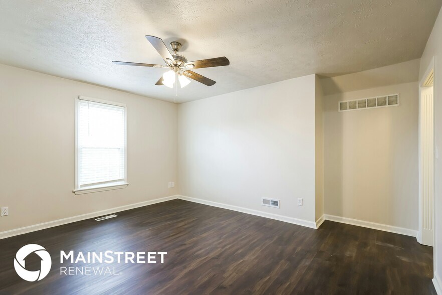 Building Photo - 3324 Rainview Cir