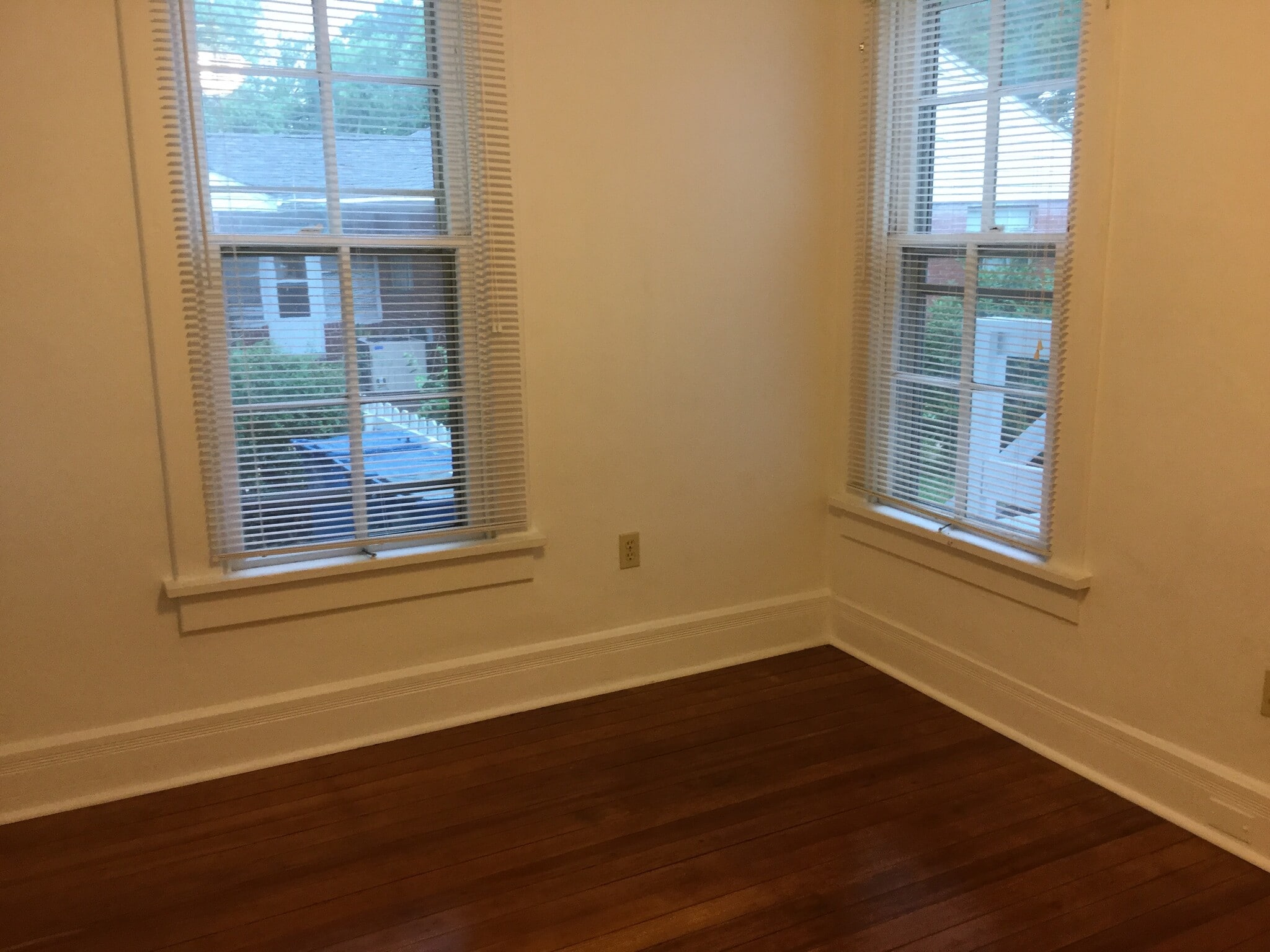 Building Photo - 1215 Liberty St