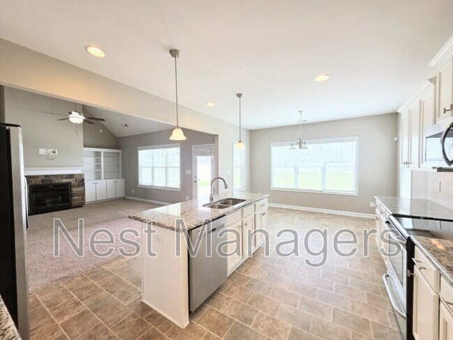 Building Photo - 2229 Andalusian Dr
