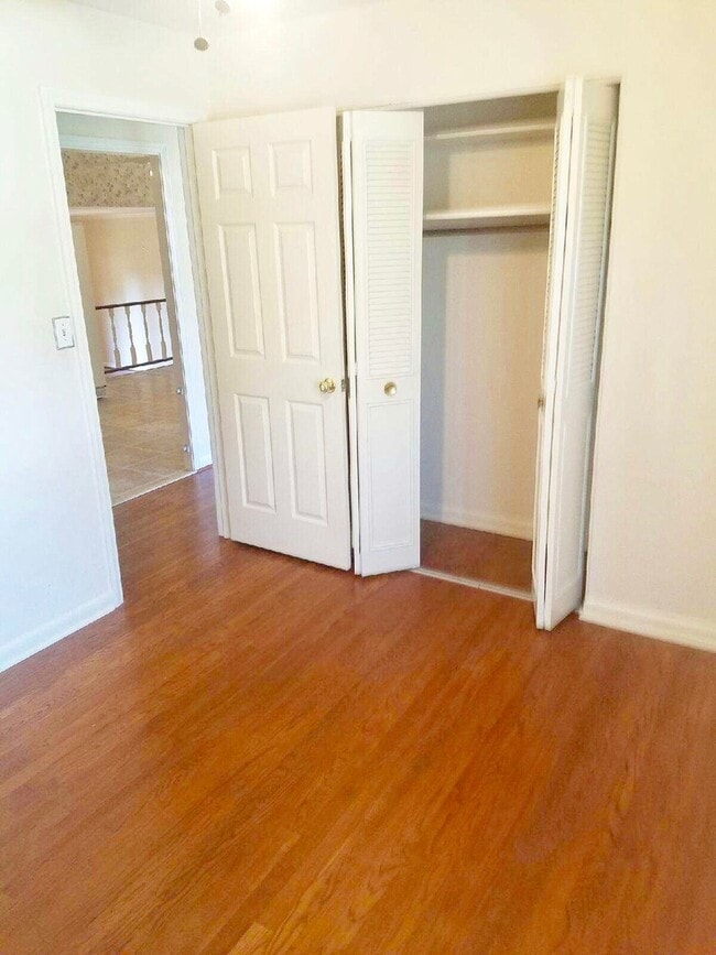 Building Photo - 3BR/1BA