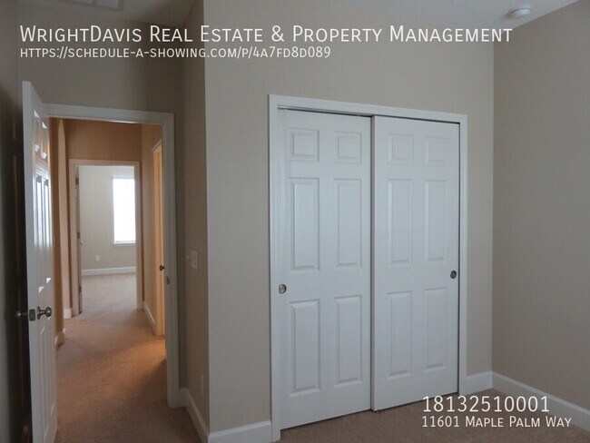 Building Photo - 11601 Maple Palm Way