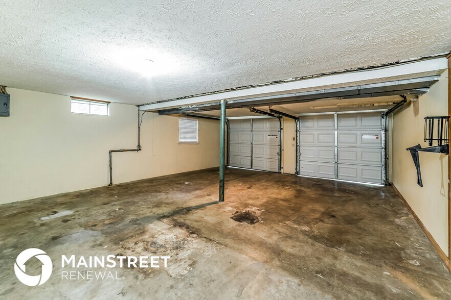 Building Photo - 4709 Andrea Way