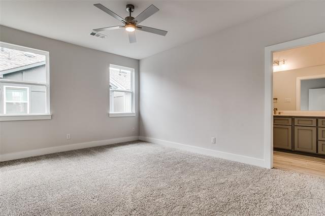 Building Photo - 2654 Carolwood Ln