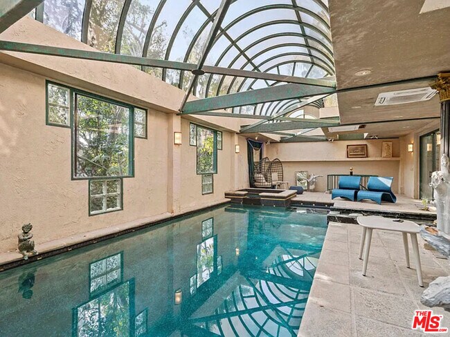 Building Photo - 9213 Warbler Way