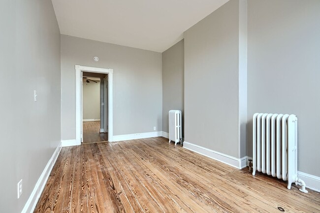 Building Photo - 2417 Maryland Ave