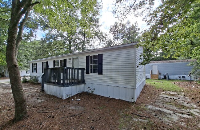 Building Photo - 111 Carnes Blvd