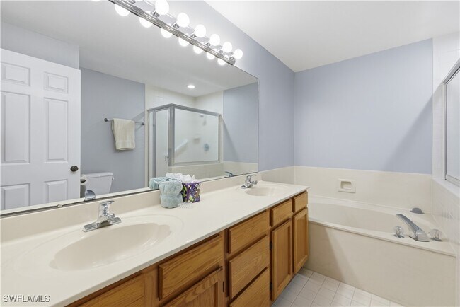 Building Photo - 5899 Chanteclair Dr