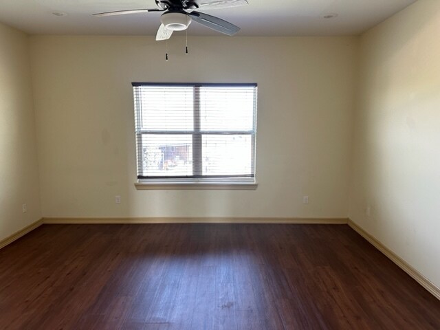 Building Photo - 3836 W Daffodil Ave