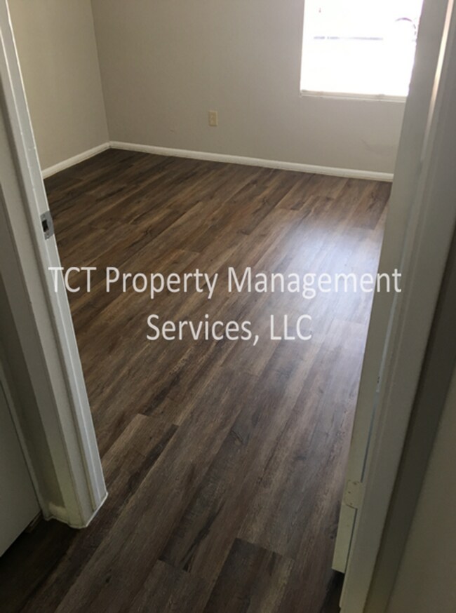 Building Photo - 3 Bed/ 2 Bath in Dobson Ranch