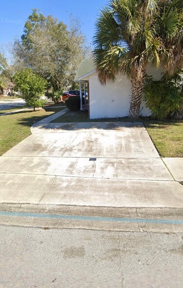 Building Photo - 5460 decatur st