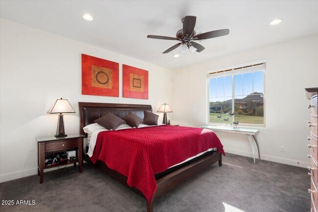 Building Photo - 10260 E White Feather Ln