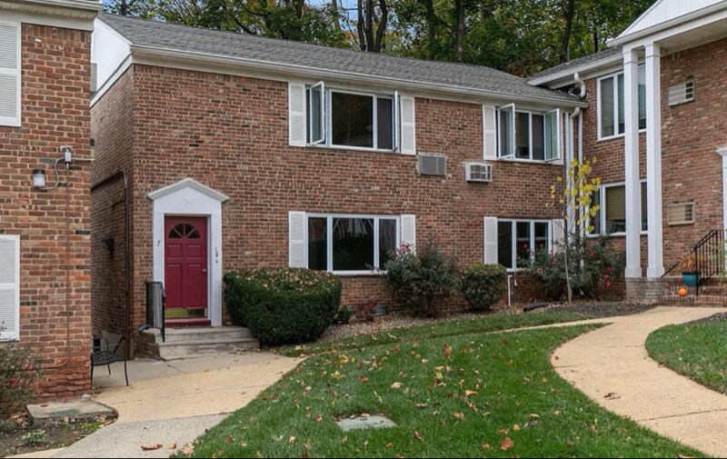 Building Photo - 283 Spring St