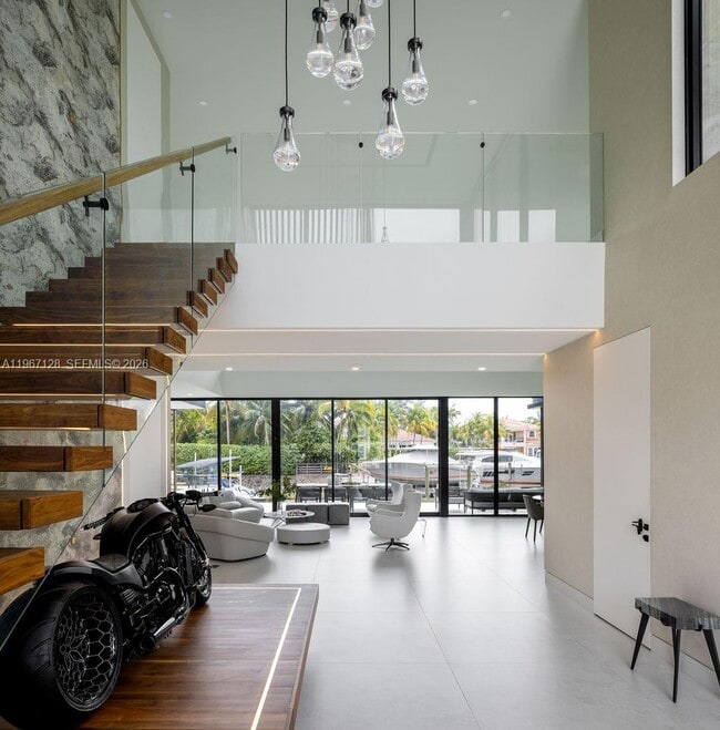 Building Photo - 1102 Washington St