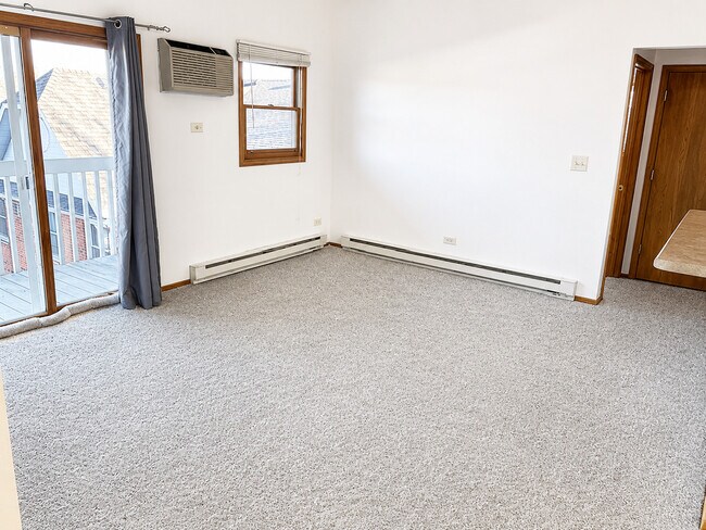 Building Photo - 1343 Cunat Ct