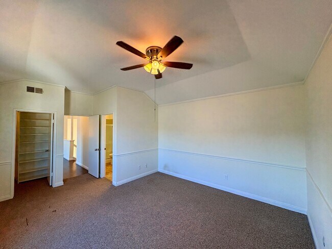 Building Photo - Beautiful Home in Gated Community - Near Beach  - Off Poinsettia Carlsbad