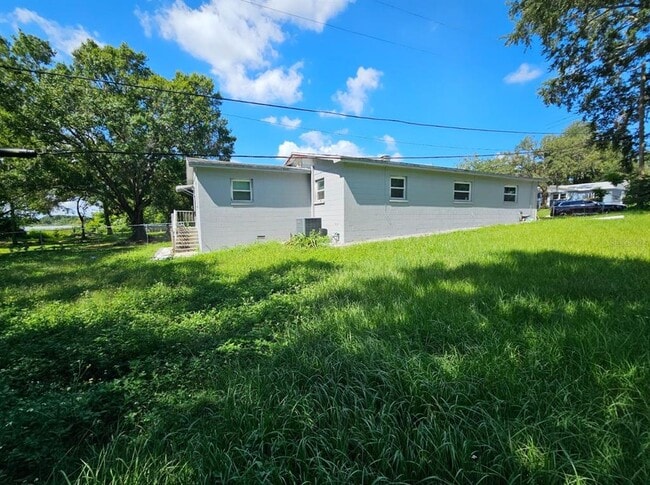 Building Photo - 855 Candyce Ave