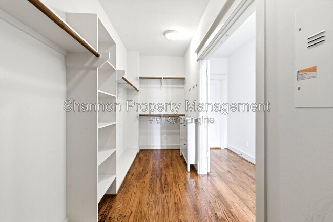 Building Photo - 1531 Dorothy St