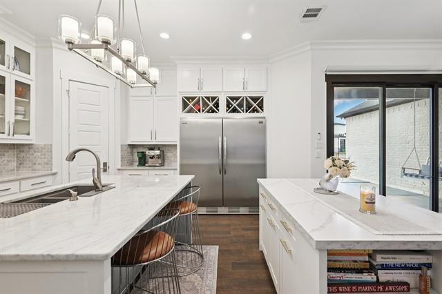 Building Photo - 1783 Canal St