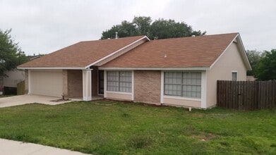Building Photo - 10305 Vigilante Trail