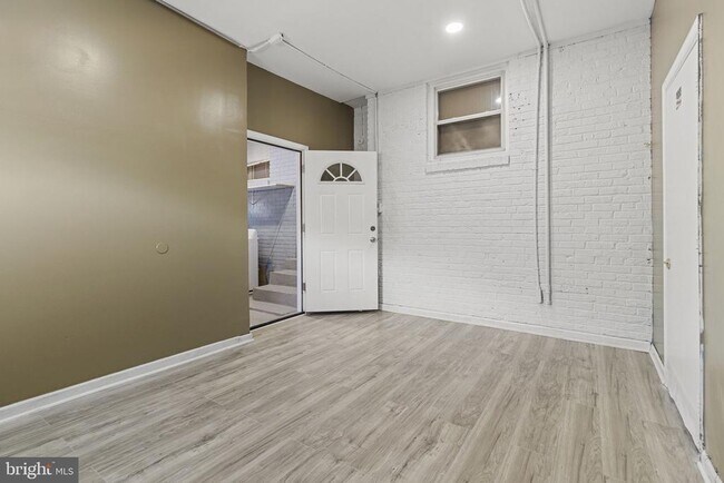 Building Photo - 8030 New Riggs Rd