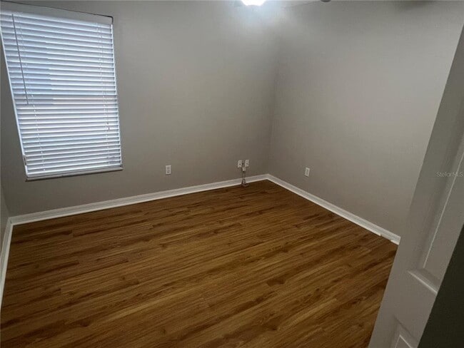 Building Photo - 1063 Bluegrass Dr