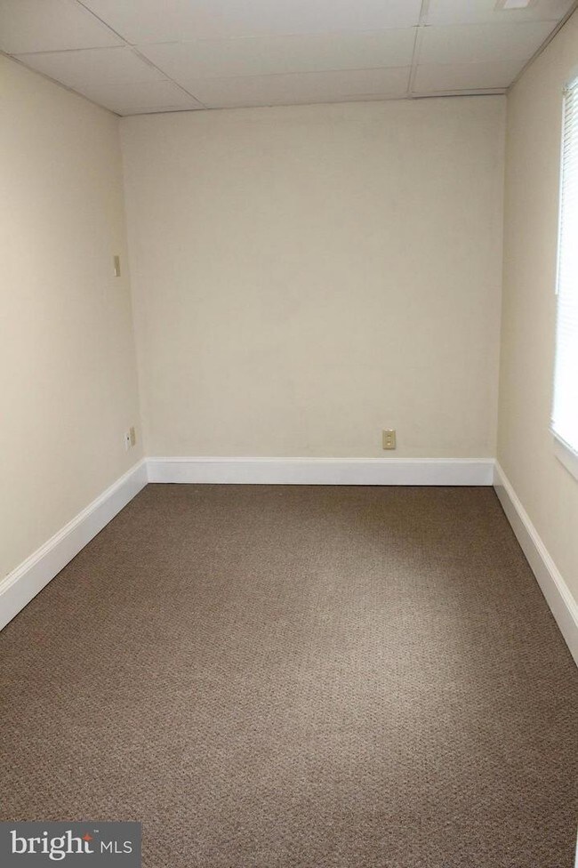 Building Photo - 2120 Lafayette Blvd