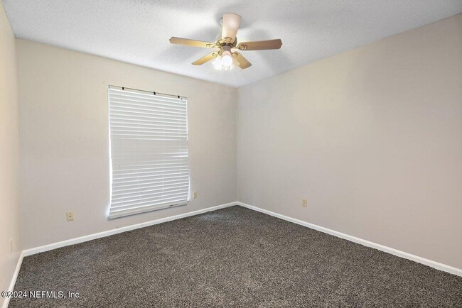 Building Photo - Beautiful 4-bedroom, 2-bath home in Mandarin!