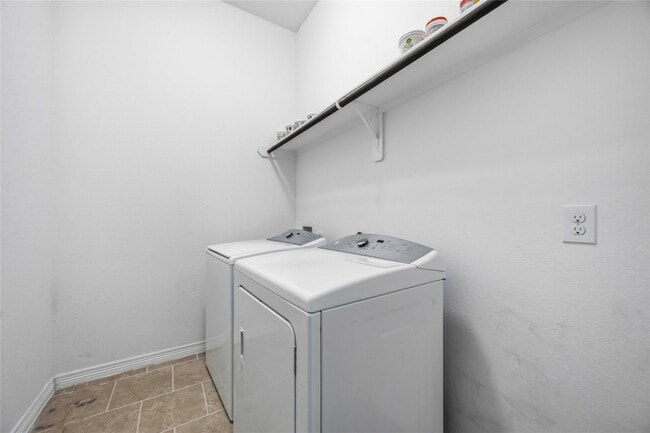 Building Photo - 13412 Ravens Park Ln