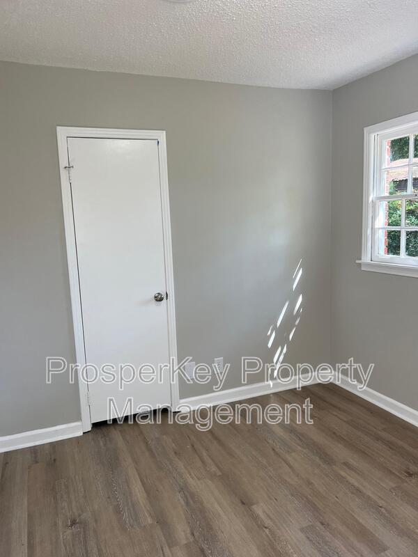Building Photo - 3407 Flintstone Ct