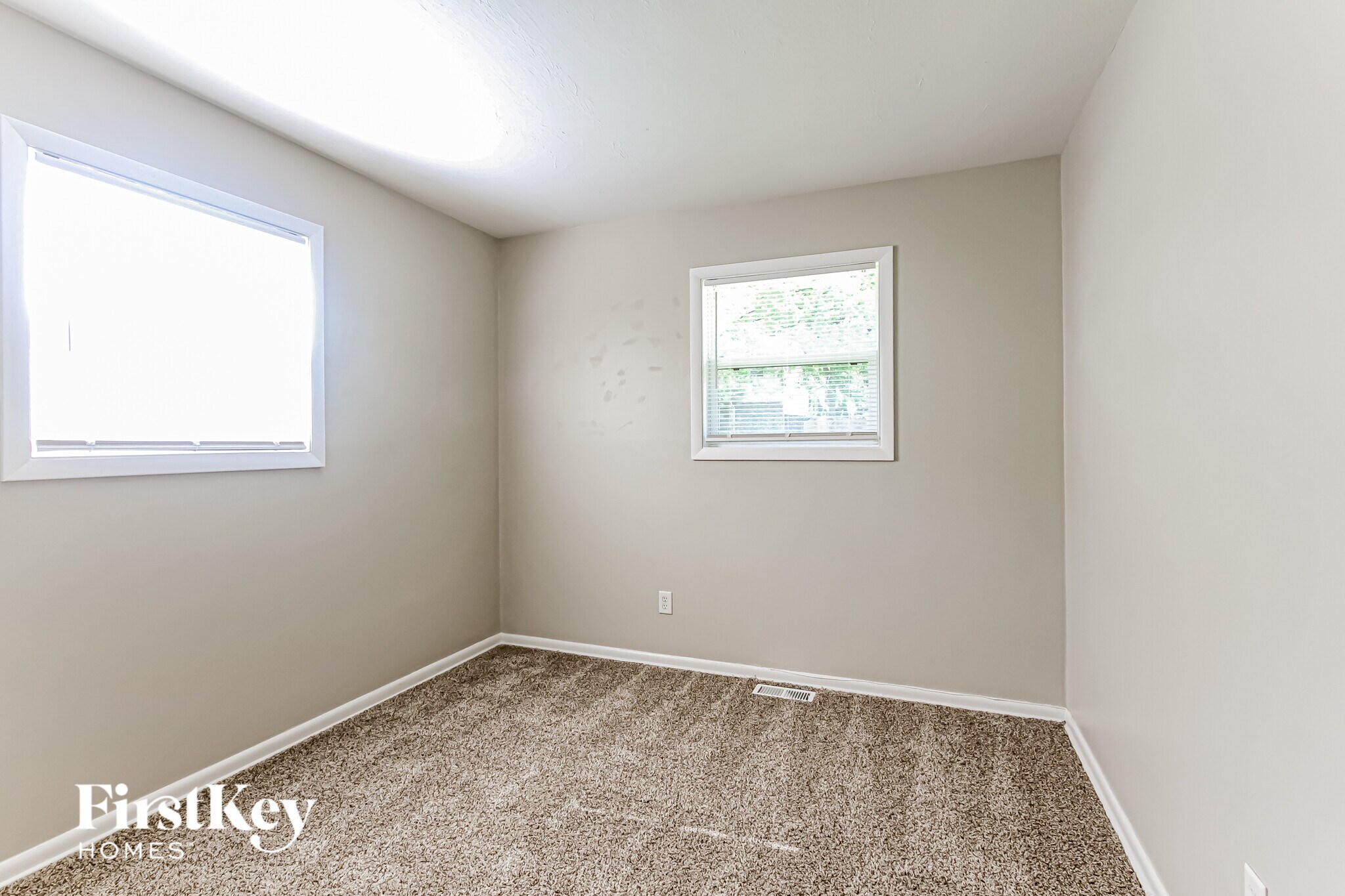 Building Photo - 4939 Norcroft Dr
