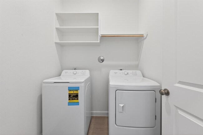 Building Photo - 21619 Colonial Medow Creek Trl