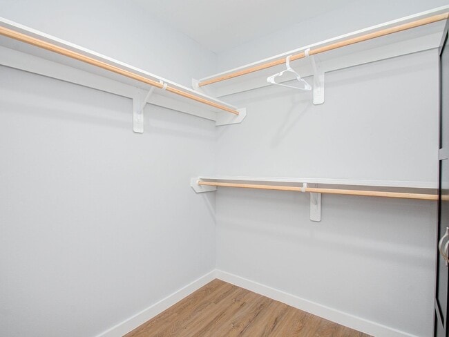 Building Photo - 6610 Haight St