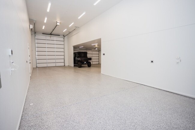 Building Photo - VR - 881 Pueblo Dr