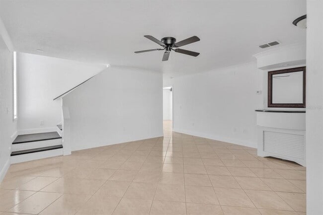 Building Photo - 2113 Jessa Dr